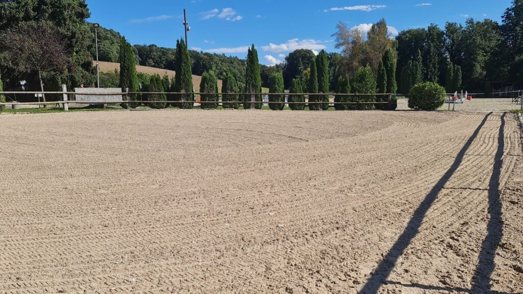 Longierplatz Winkel ZH